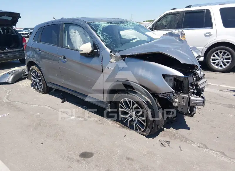 2018 Mitsubishi OUTLANDER фото