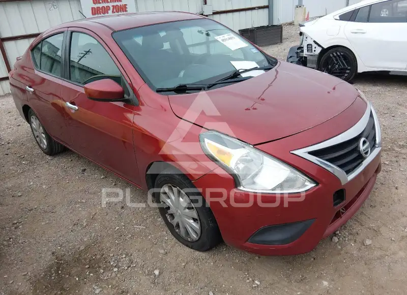 2018 Nissan VERSA photo