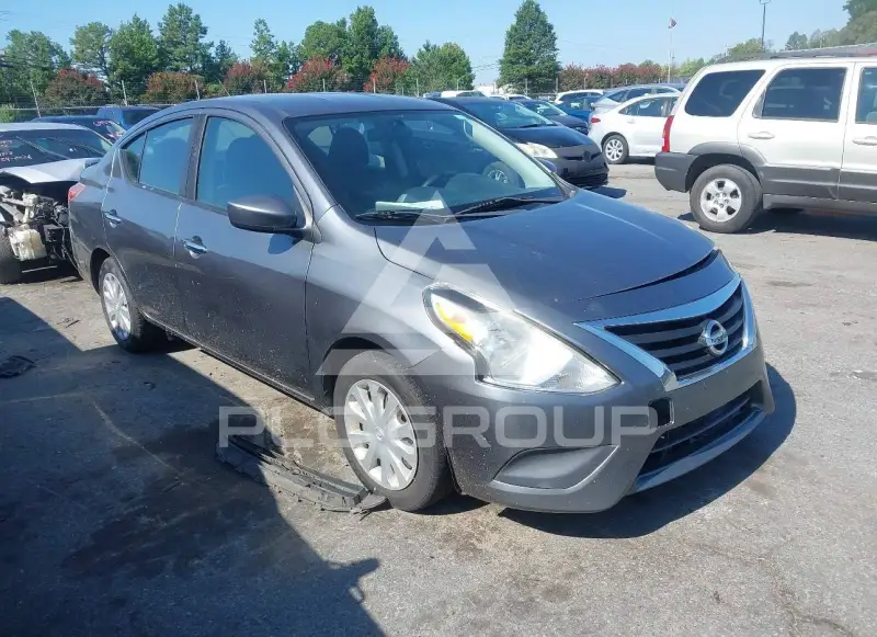 2018 Nissan VERSA фото