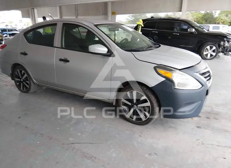 2018 Nissan VERSA фото