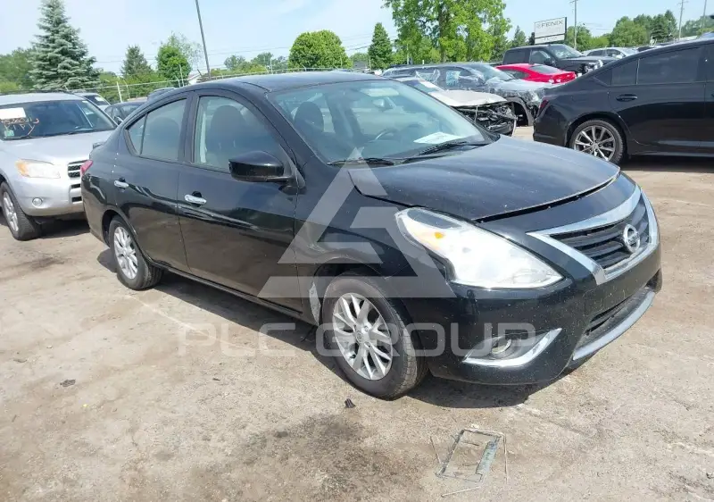 2018 Nissan VERSA фото