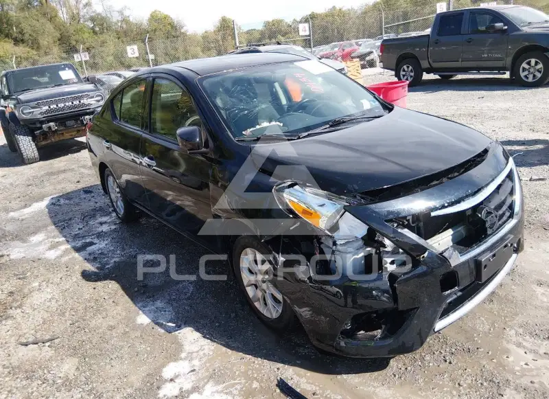 2018 Nissan VERSA фото