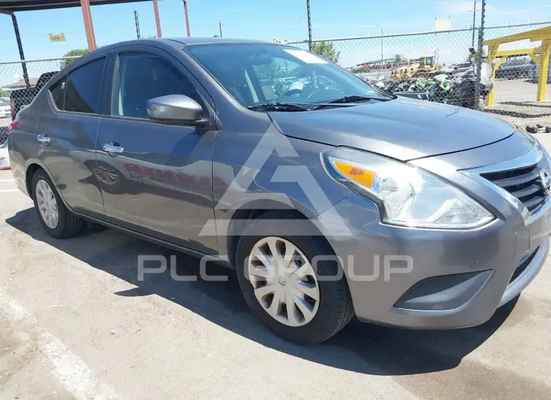 2018 Nissan VERSA фото