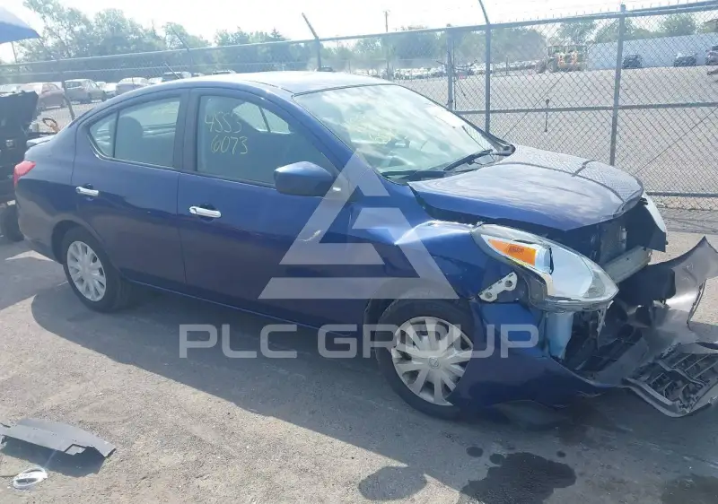 2018 Nissan VERSA фото