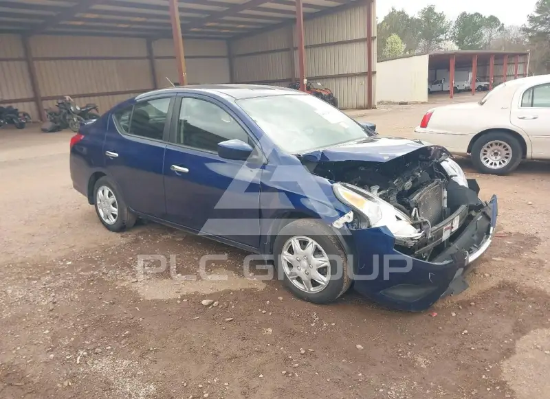 2018 Nissan VERSA photo