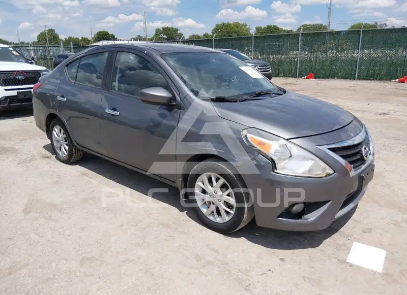 2018 Nissan VERSA фото