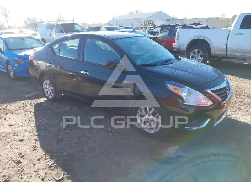 2018 Nissan VERSA photo