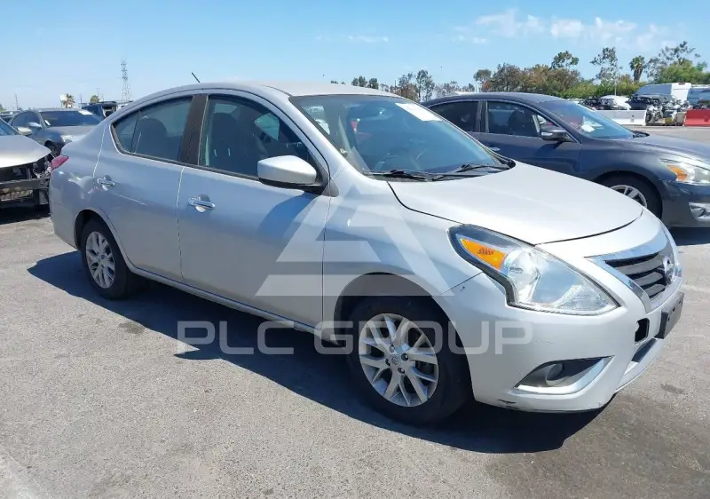 2018 Nissan VERSA фото