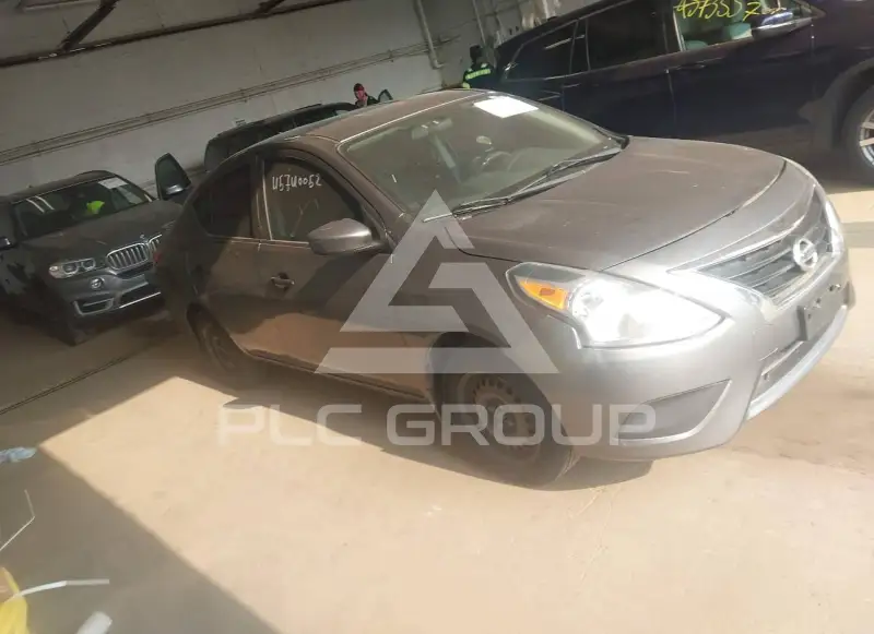 2018 Nissan VERSA фото