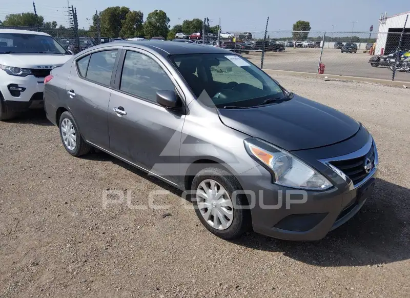 2018 Nissan VERSA фото