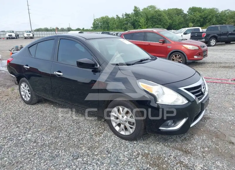 2018 Nissan VERSA фото