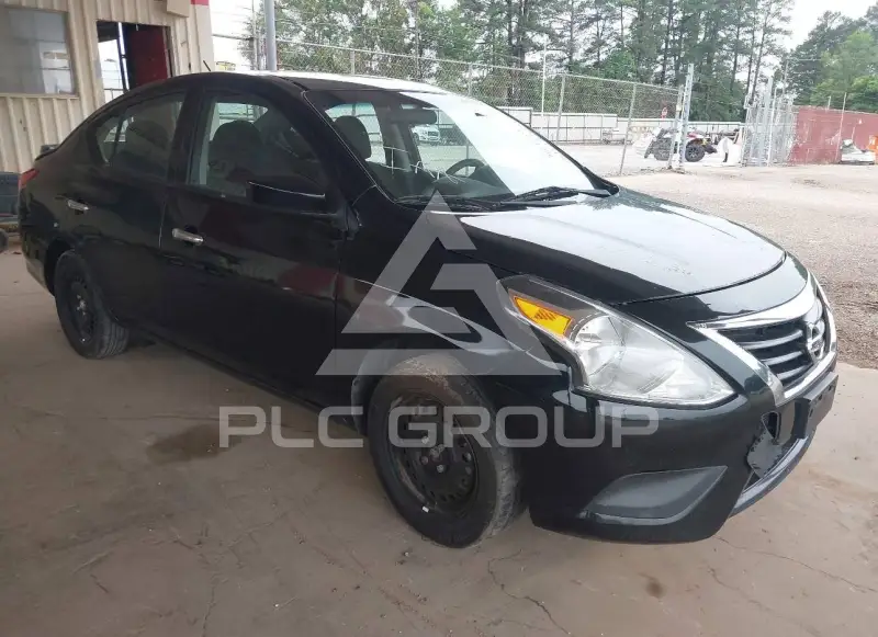 2018 Nissan VERSA фото