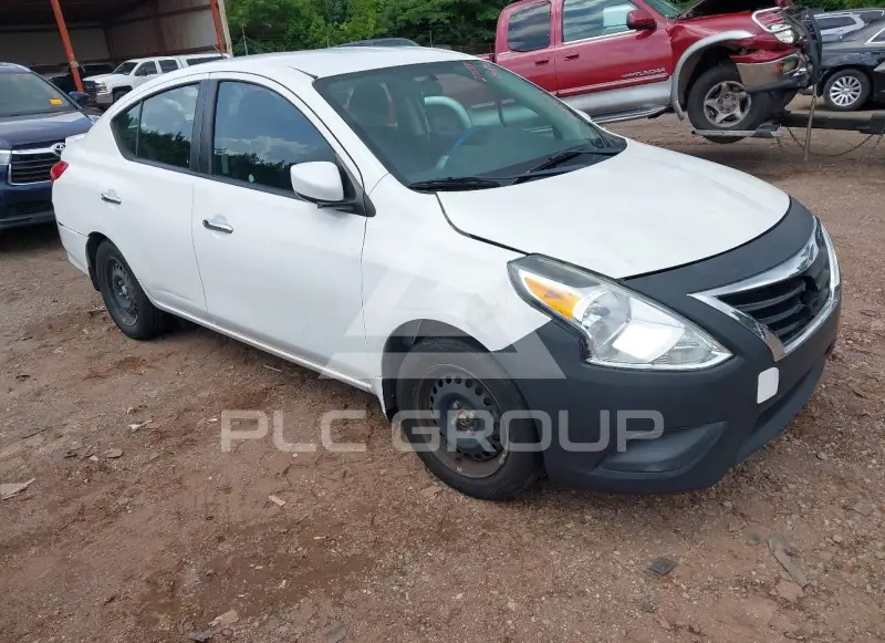 2018 Nissan VERSA фото