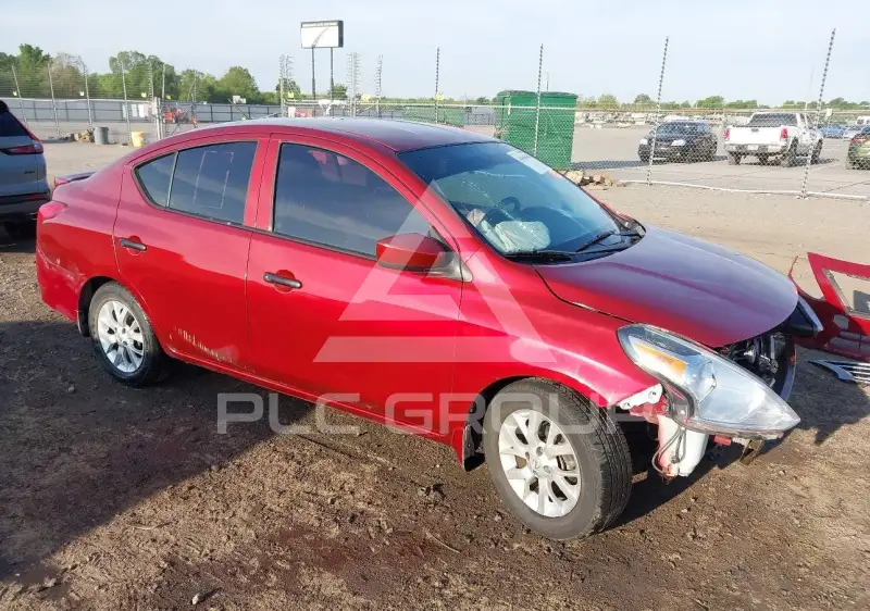2018 Nissan VERSA фото