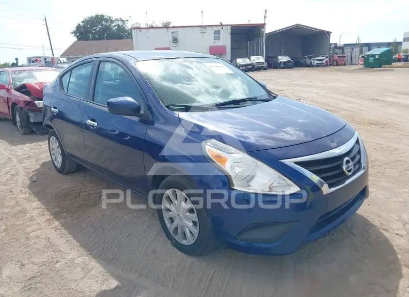 2018 Nissan VERSA фото