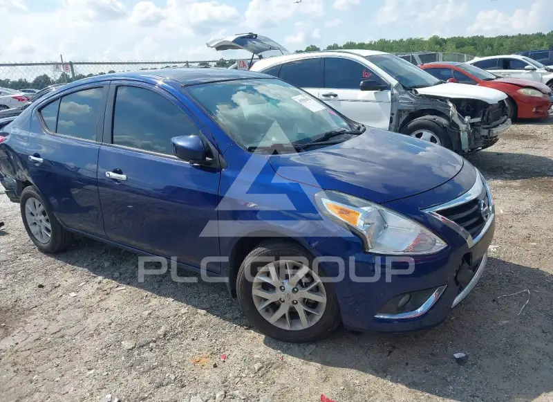 2018 Nissan VERSA фото