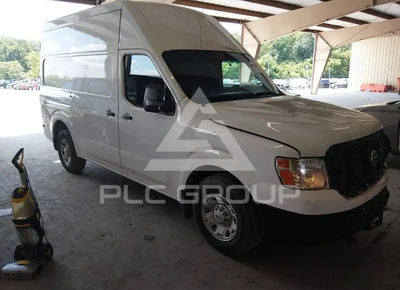 2018 Nissan NV 2500 photo