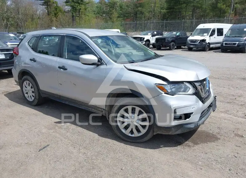 2018 Nissan ROGUE photo