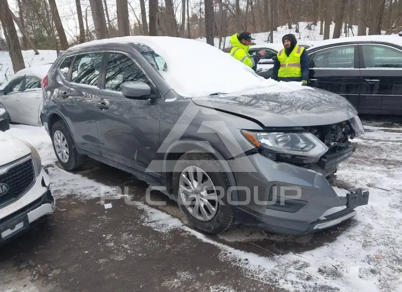 2018 Nissan ROGUE photo