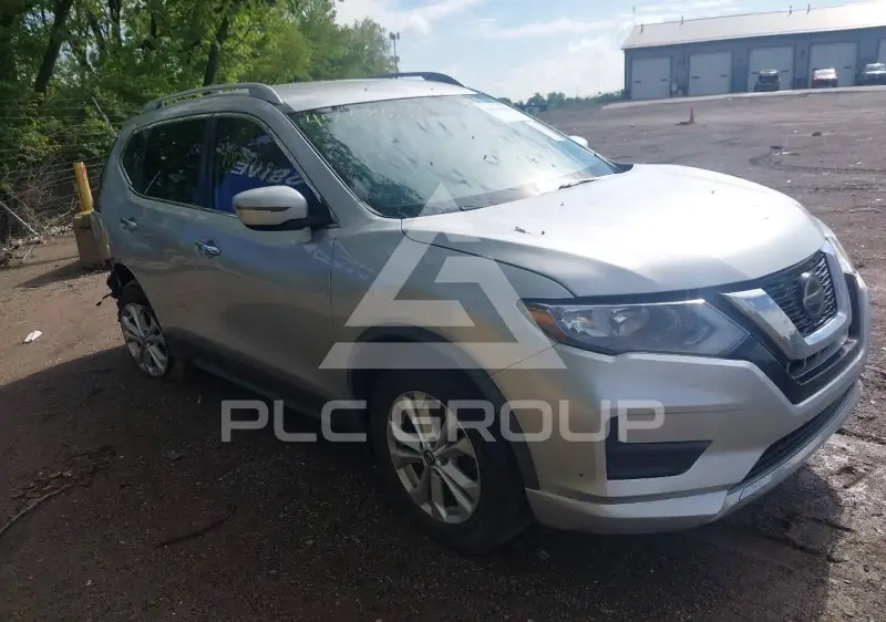 2018 Nissan ROGUE photo