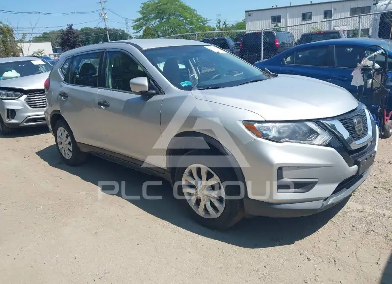 2018 Nissan ROGUE photo