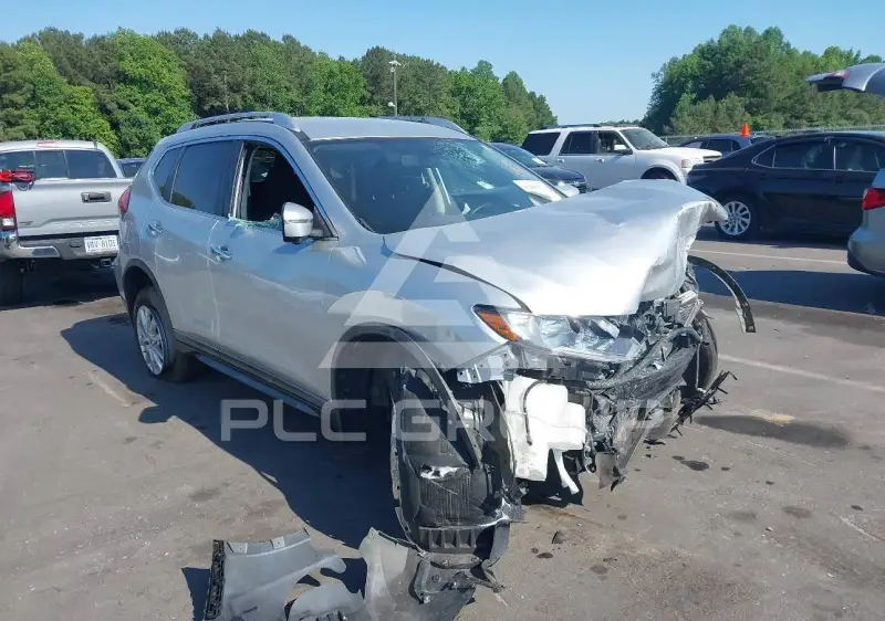 2018 Nissan ROGUE photo