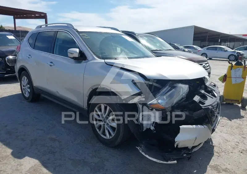 2018 Nissan ROGUE photo