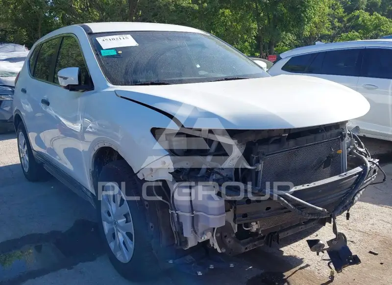 2018 Nissan ROGUE photo