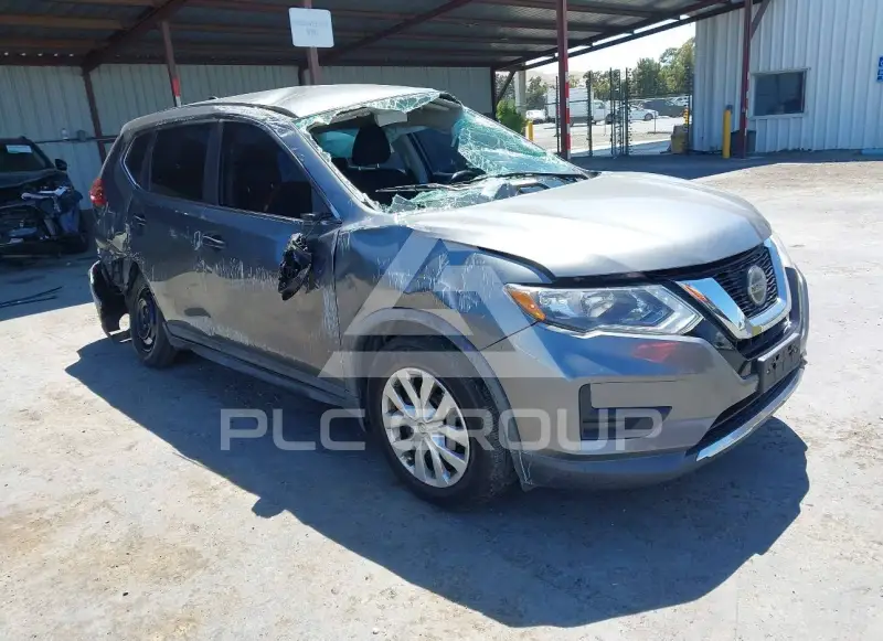 2018 Nissan ROGUE photo