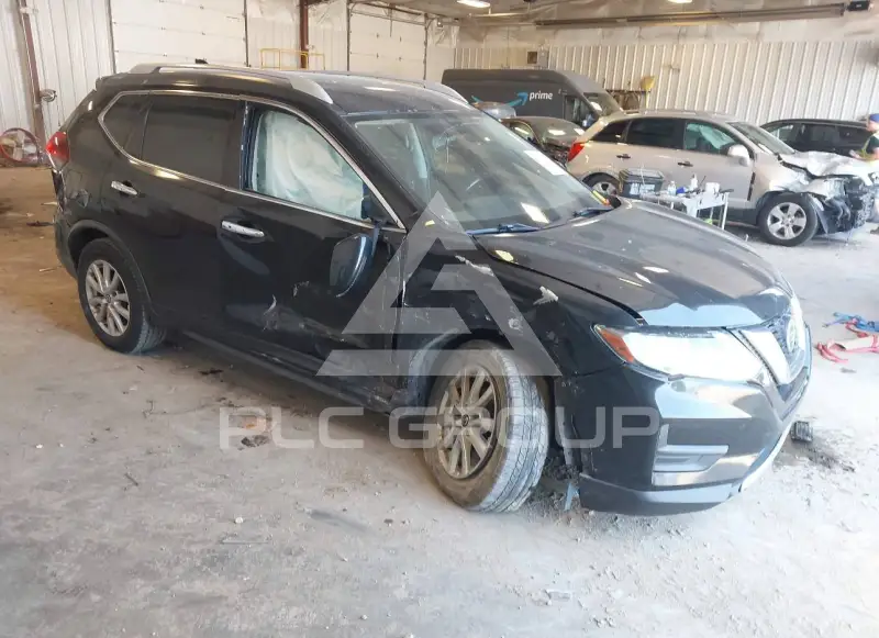 2018 Nissan ROGUE photo