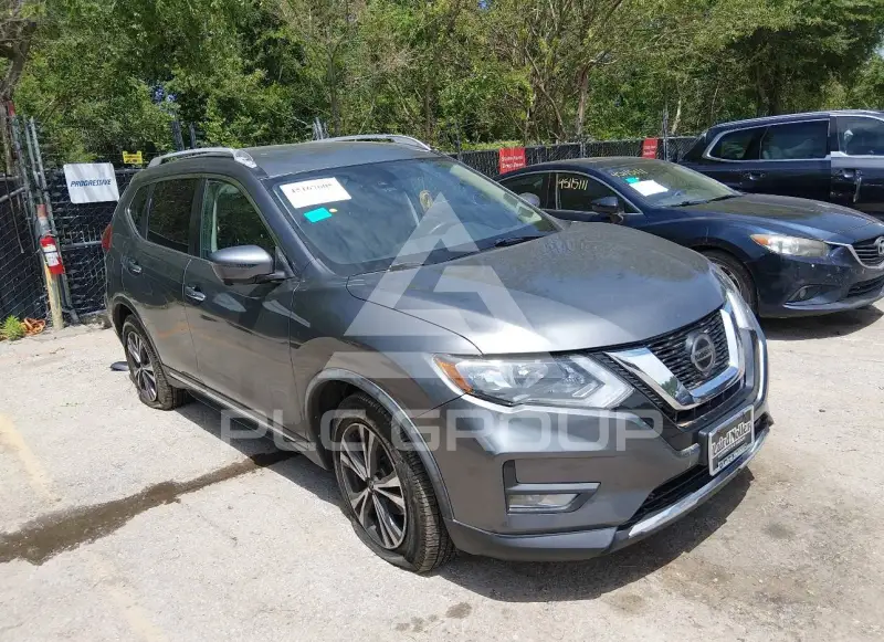 2018 Nissan ROGUE photo