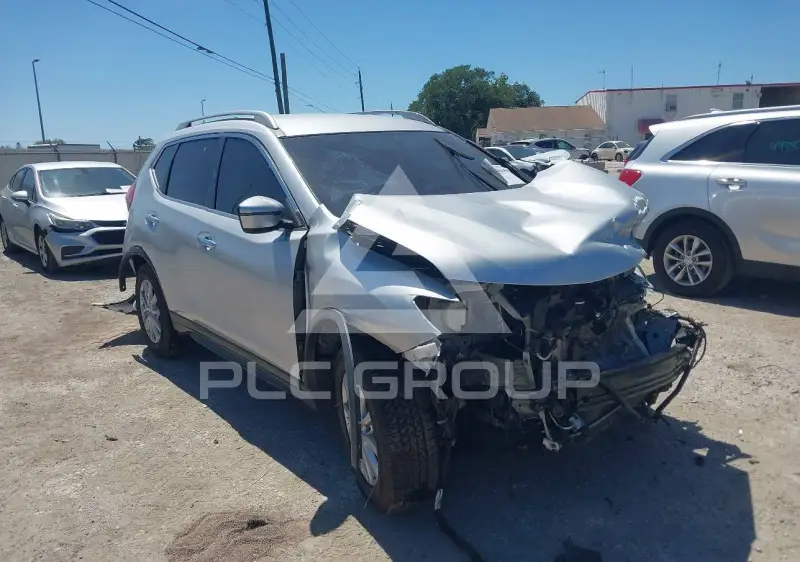 2018 Nissan ROGUE photo