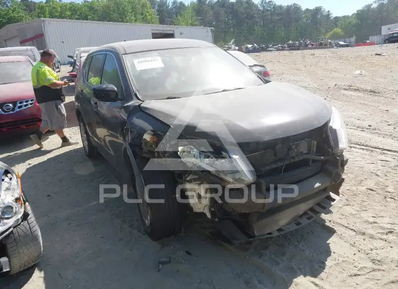 2018 Nissan ROGUE photo