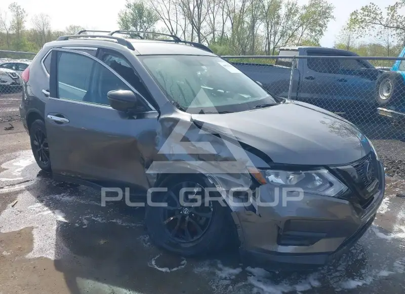 2018 Nissan ROGUE photo