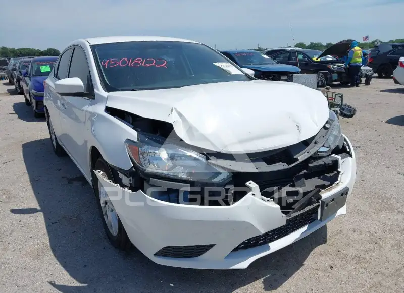 2018 Nissan SENTRA фото