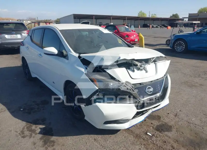 2018 Nissan LEAF photo