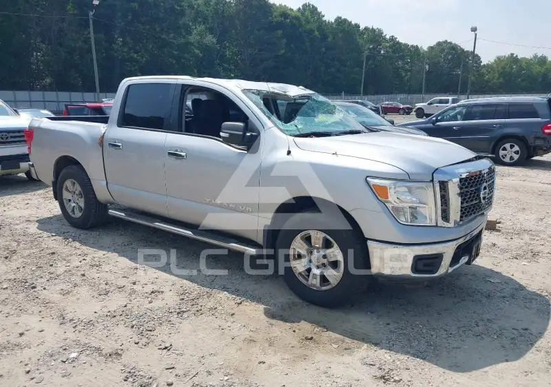 2018 Nissan TITAN фото