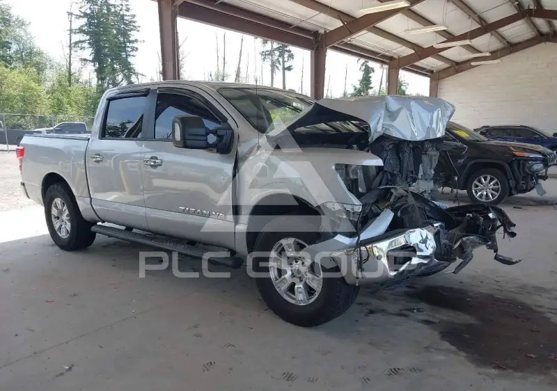 2018 Nissan TITAN фото