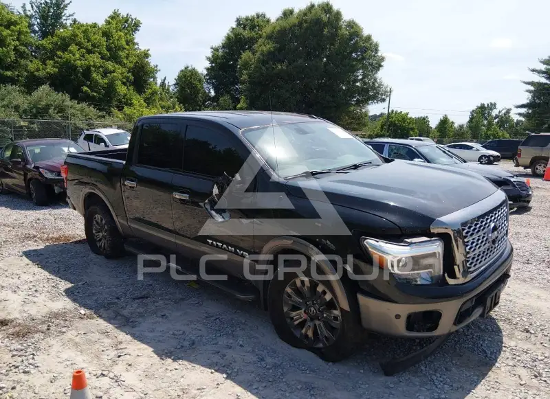 2018 Nissan TITAN photo