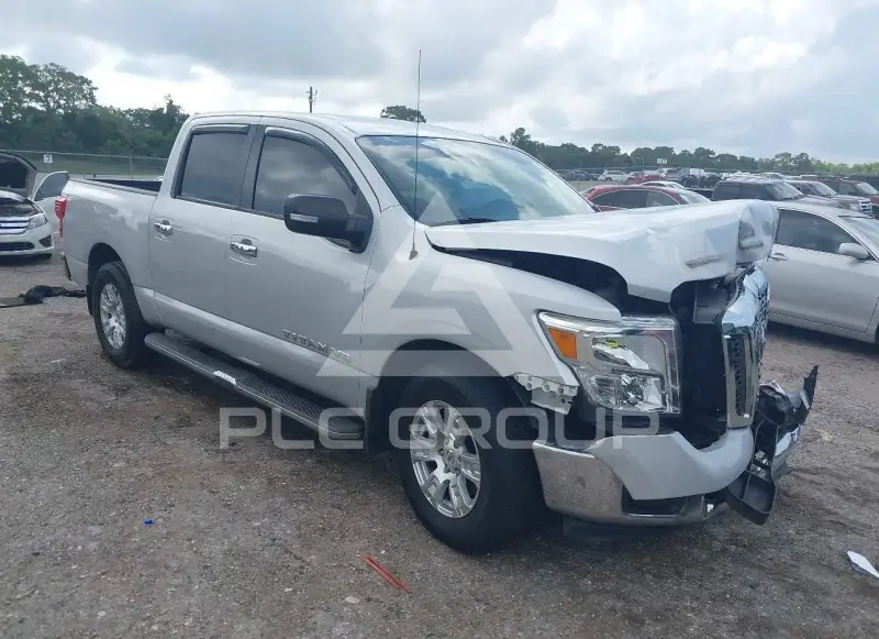 2018 Nissan TITAN фото