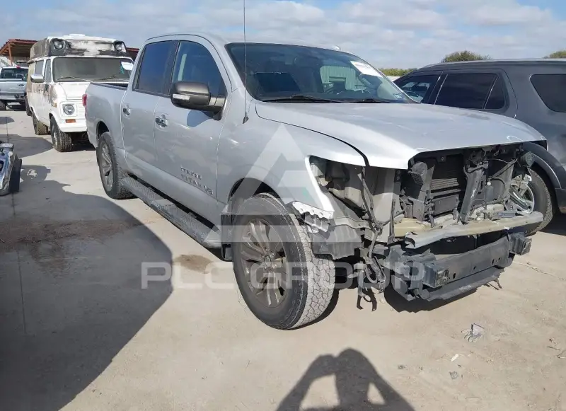 2018 Nissan TITAN фото