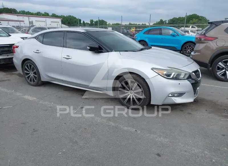2018 Nissan MAXIMA photo