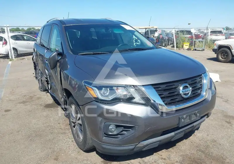 2018 Nissan PATHFINDER photo