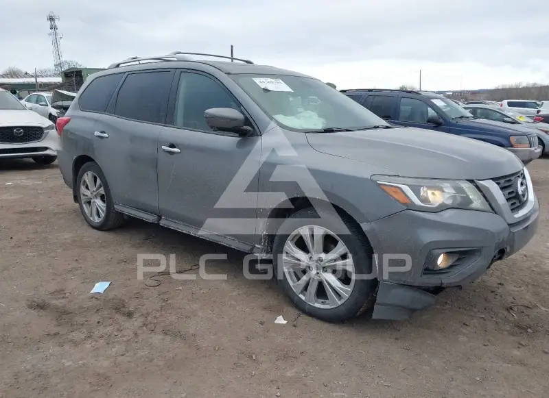 2018 Nissan PATHFINDER photo