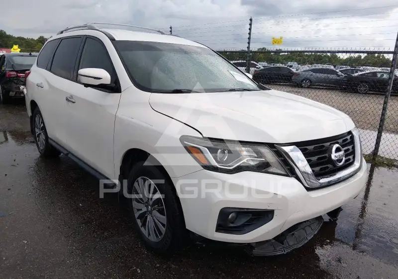 2018 Nissan PATHFINDER photo