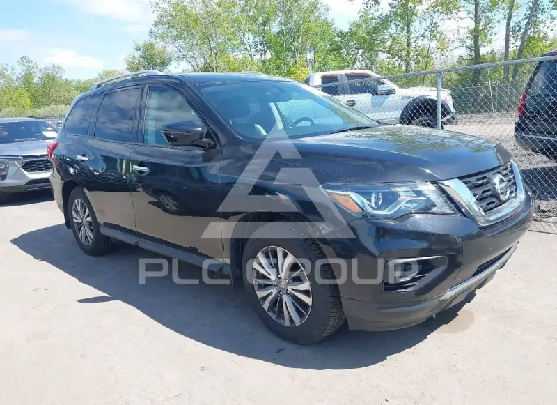 2018 Nissan PATHFINDER photo