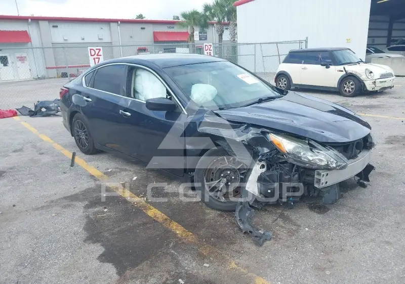 2018 Nissan ALTIMA фото