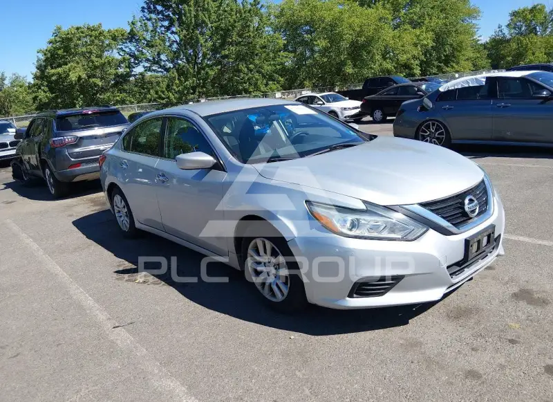 2018 Nissan ALTIMA фото