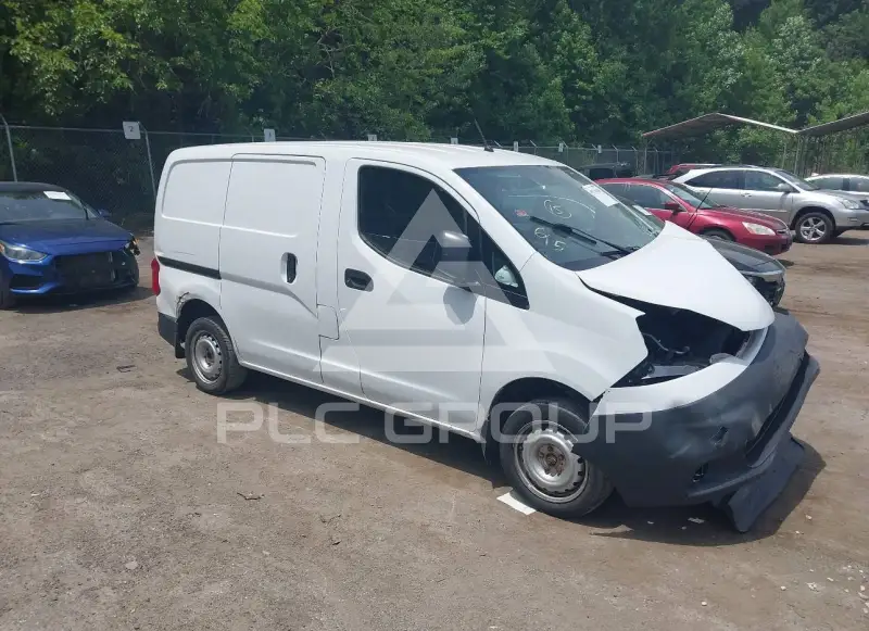 2018 Nissan NV 200 photo