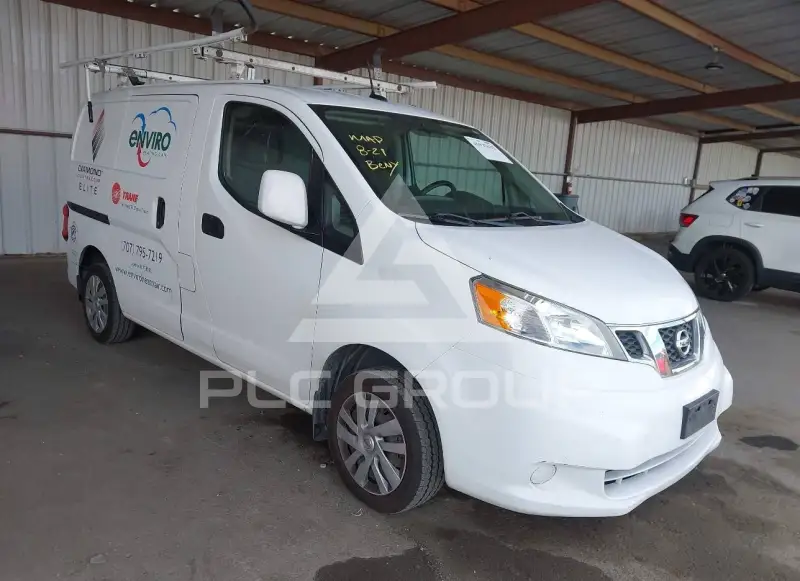 2018 Nissan NV 200 фото
